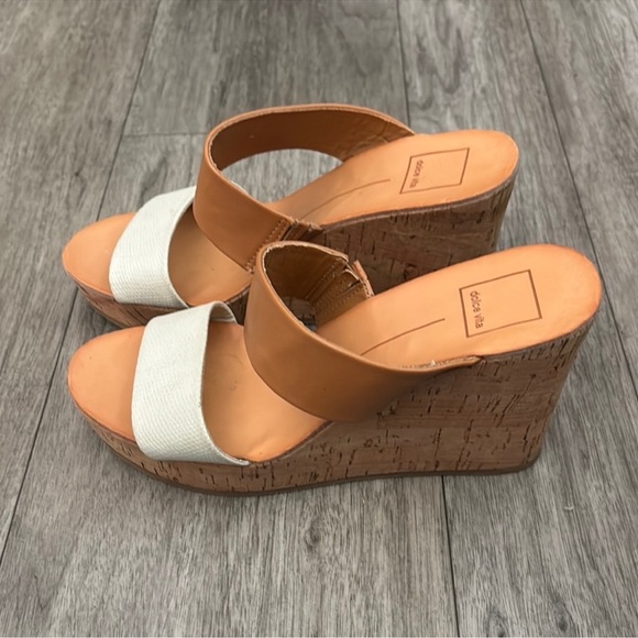 Dolce Vita Tan and Cream Mules - Picture 3 of 5